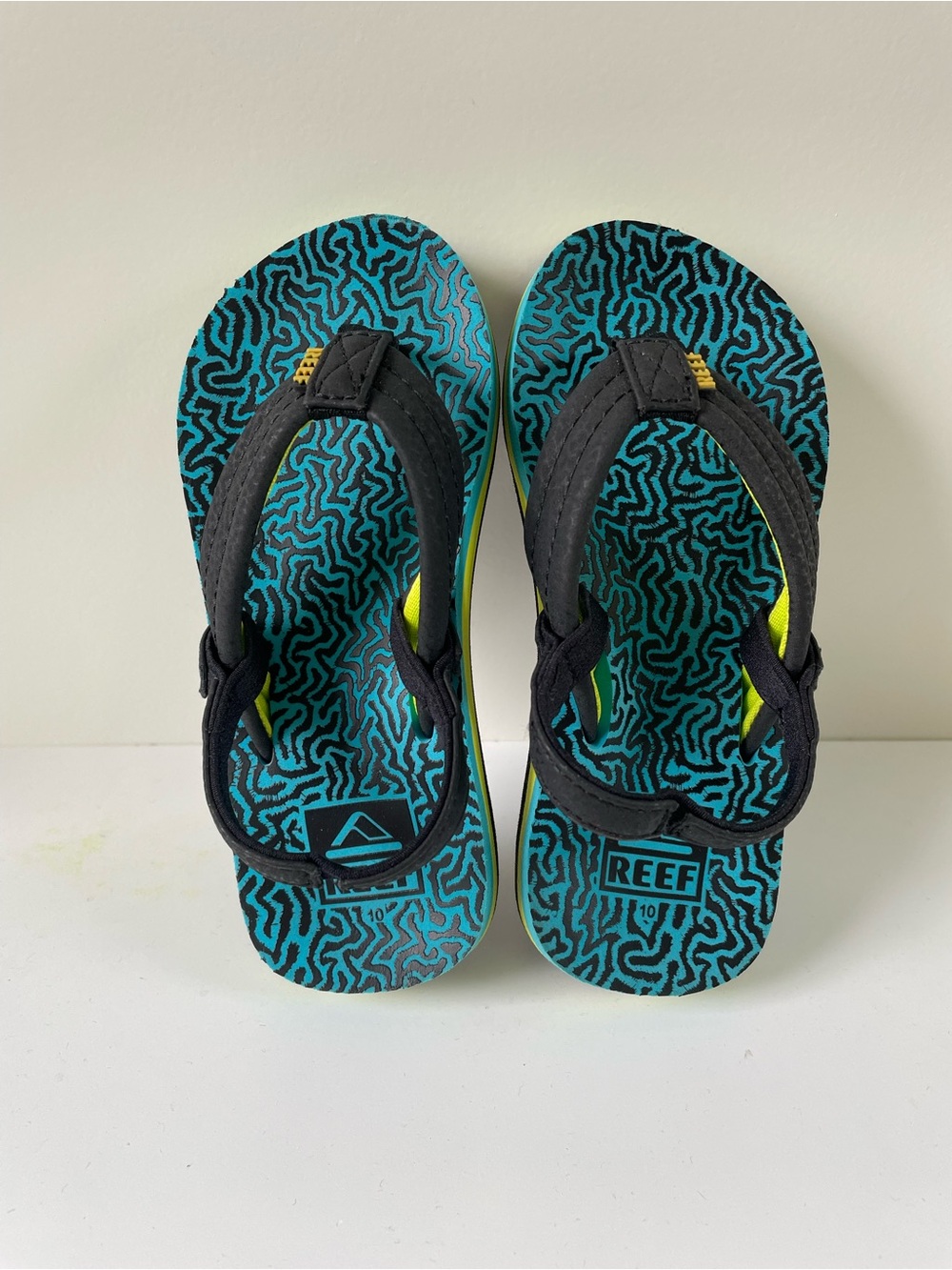 REEF Teal & Black Patterned Kids Flip Flops/Slippers, size 10